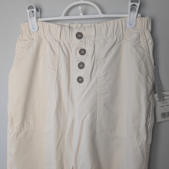 NWT FREE PEOPLE Capri Cadet Pull On Pant Size S 100% Cotton Color Ivory Relaxed - Picture 3 of 15